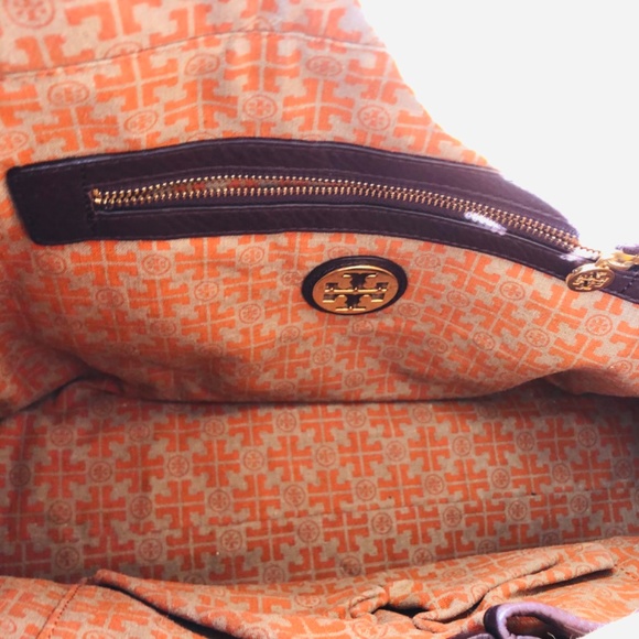 Classic Tory Burch tote - Picture 3 of 4